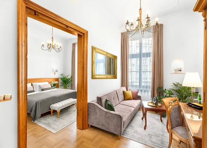 Deluxe Apartment